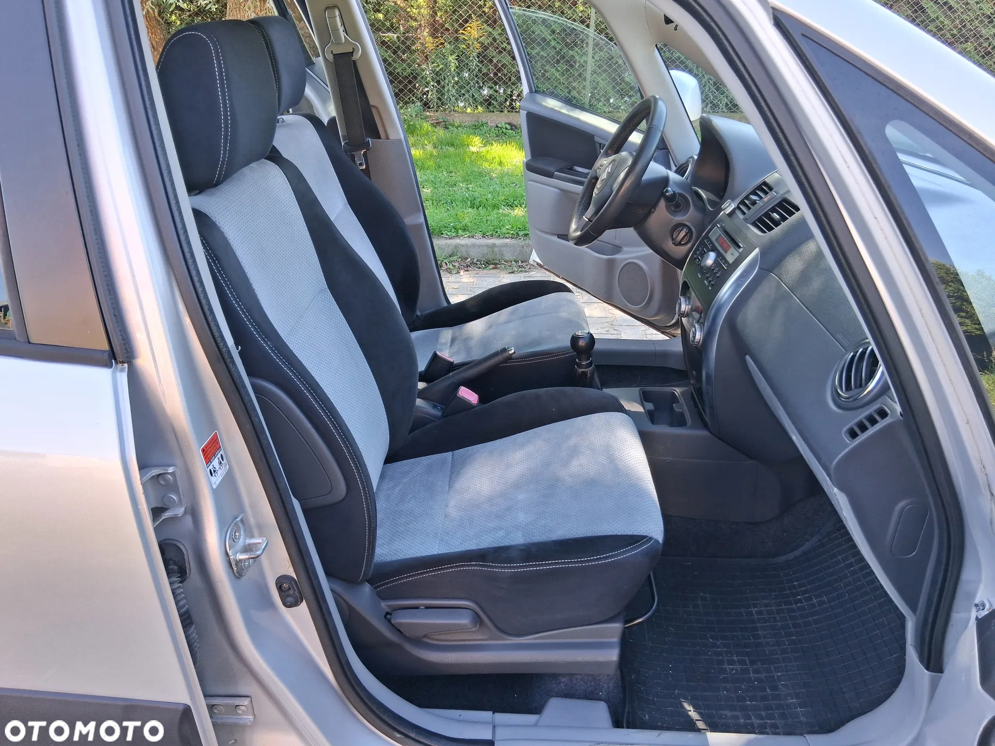Suzuki SX4 1.6 Premium 4WD - 10