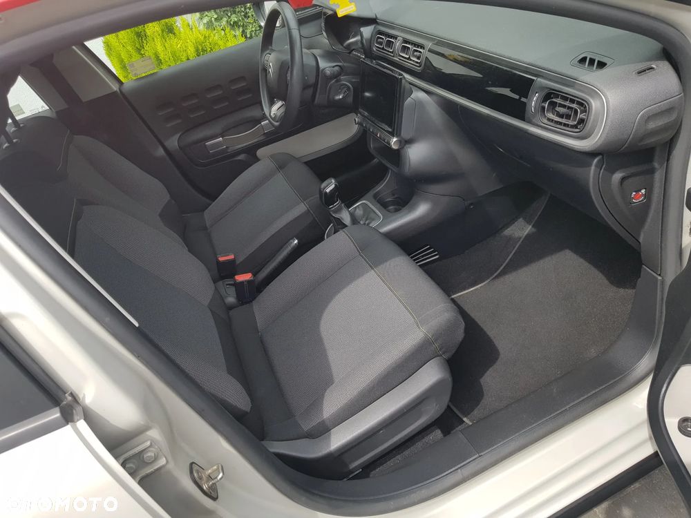 Citroën C3 1.2 PureTech Shine - 15