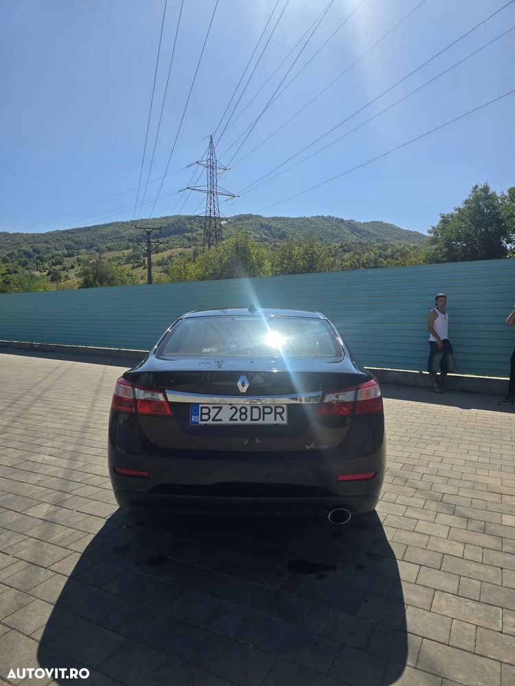 Renault Latitude 2.0 dCi Initiale - 2