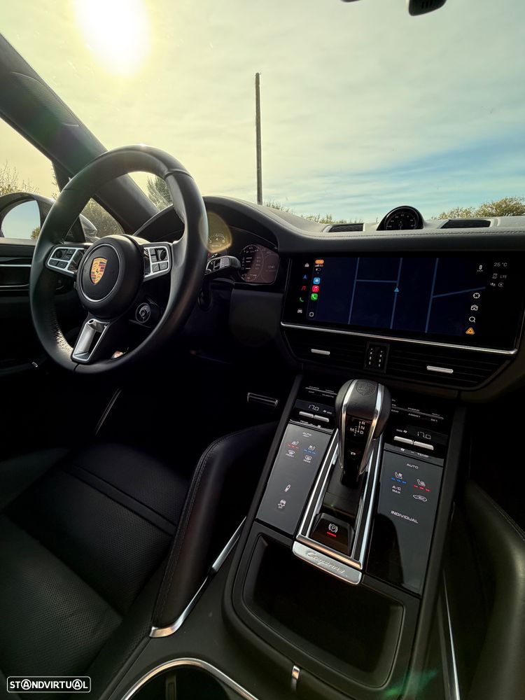 Porsche Cayenne Coupé Turbo S E-Hybrid Tiptronic S - 29