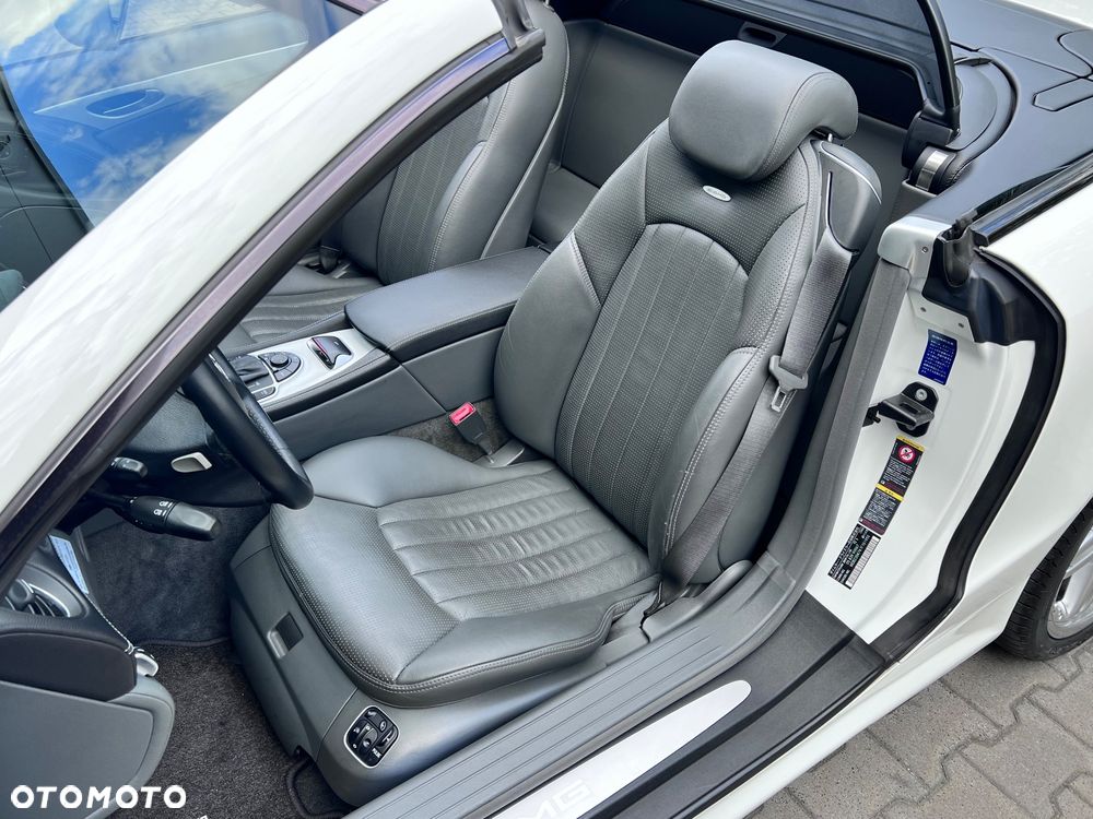 Mercedes-Benz SL 55 AMG - 16