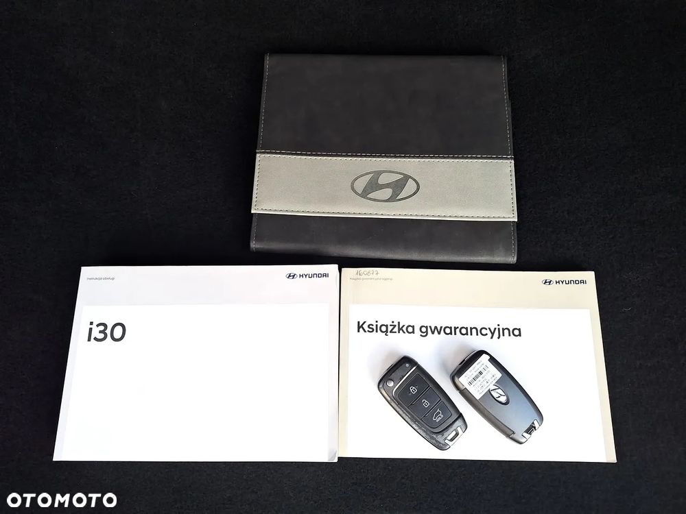 Hyundai i30 1.5 DPI Classic + - 12