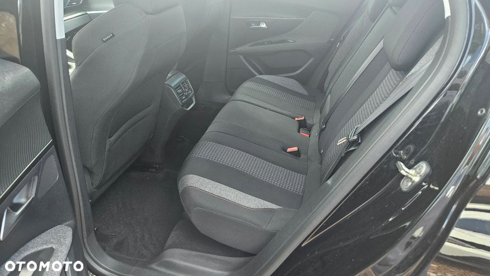 Peugeot 3008 BlueHDi 120 Stop & Start Allure - 17