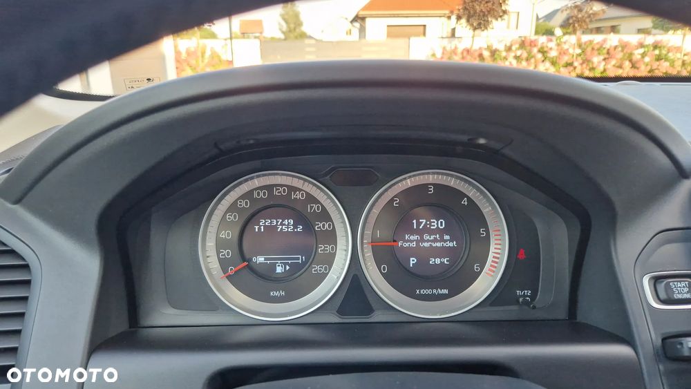 Volvo XC 60 D4 Geartronic Momentum - 23