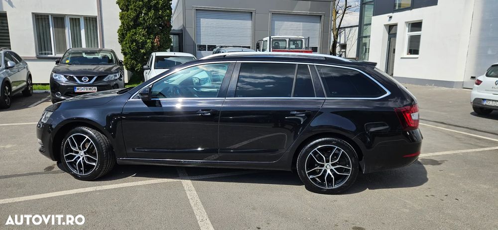 Skoda Octavia 1.6 TDI DSG Style - 8