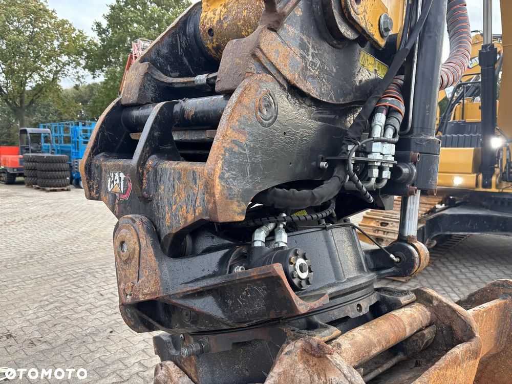 Caterpillar 330 07C - 12