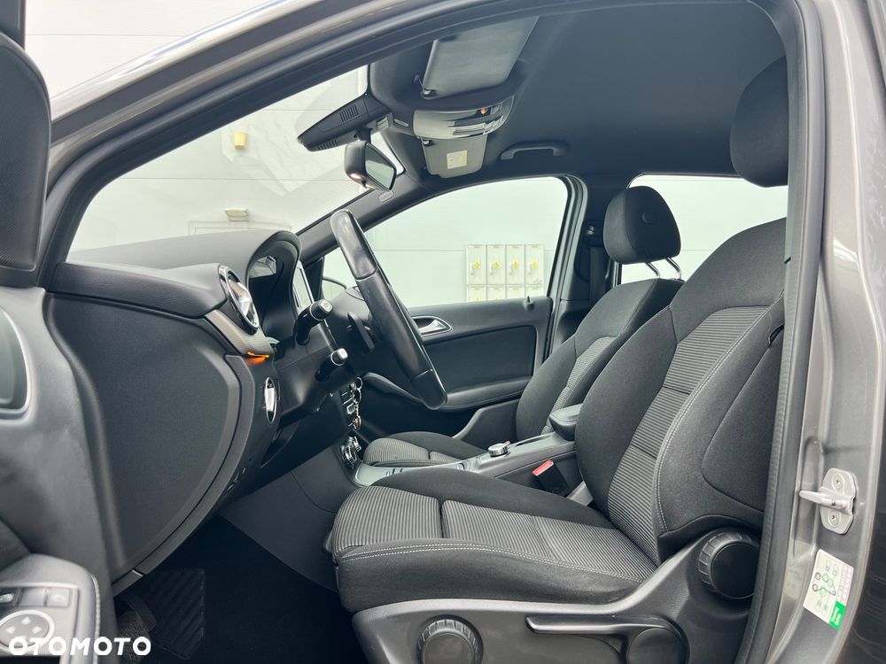 Mercedes-Benz Klasa B 180 d 7G-DCT Peak Edition - 15