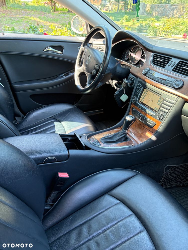 Mercedes-Benz CLS - 11