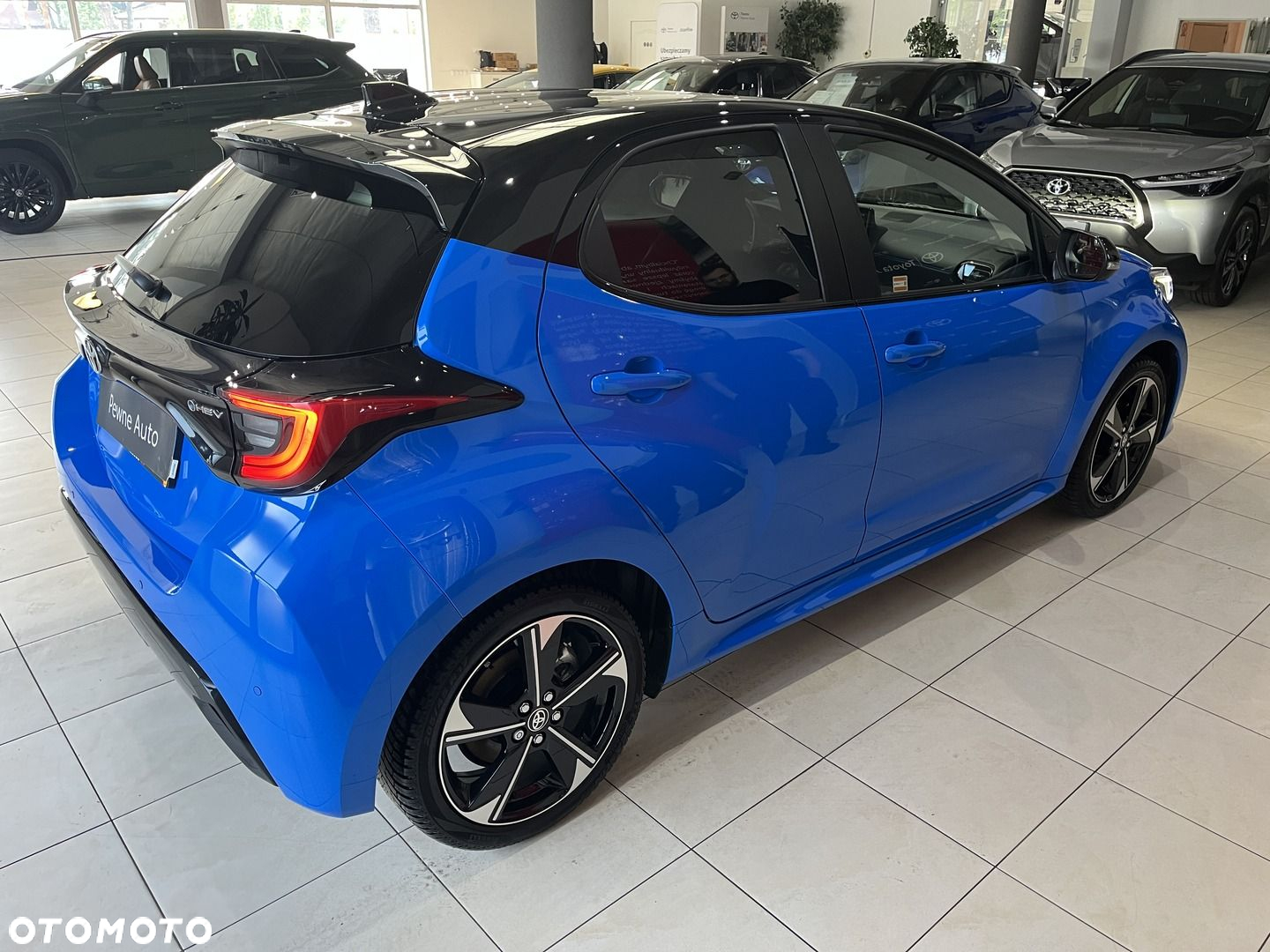 Toyota Yaris - 4