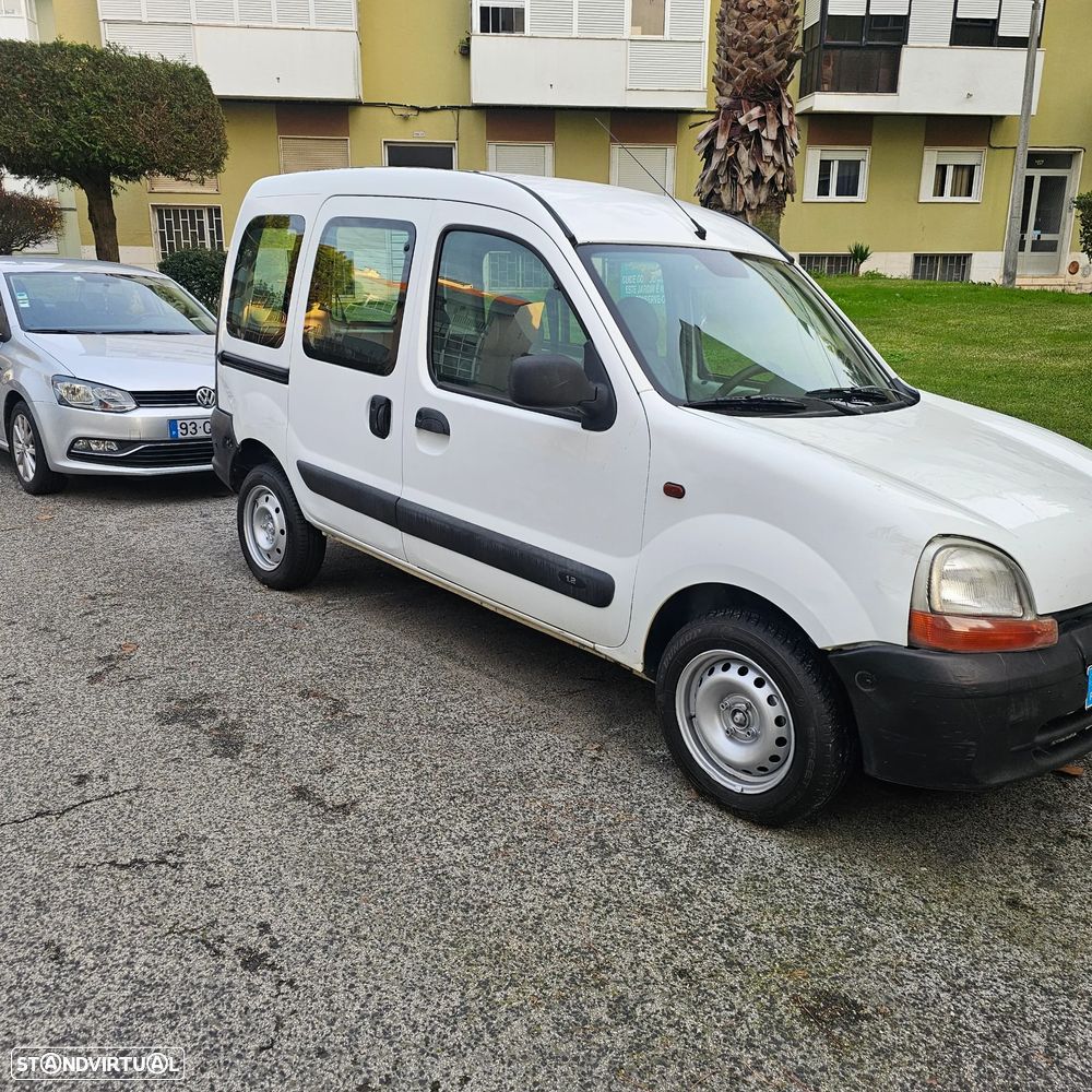 Renault Kangoo ver-1-2-16v-confort - 4