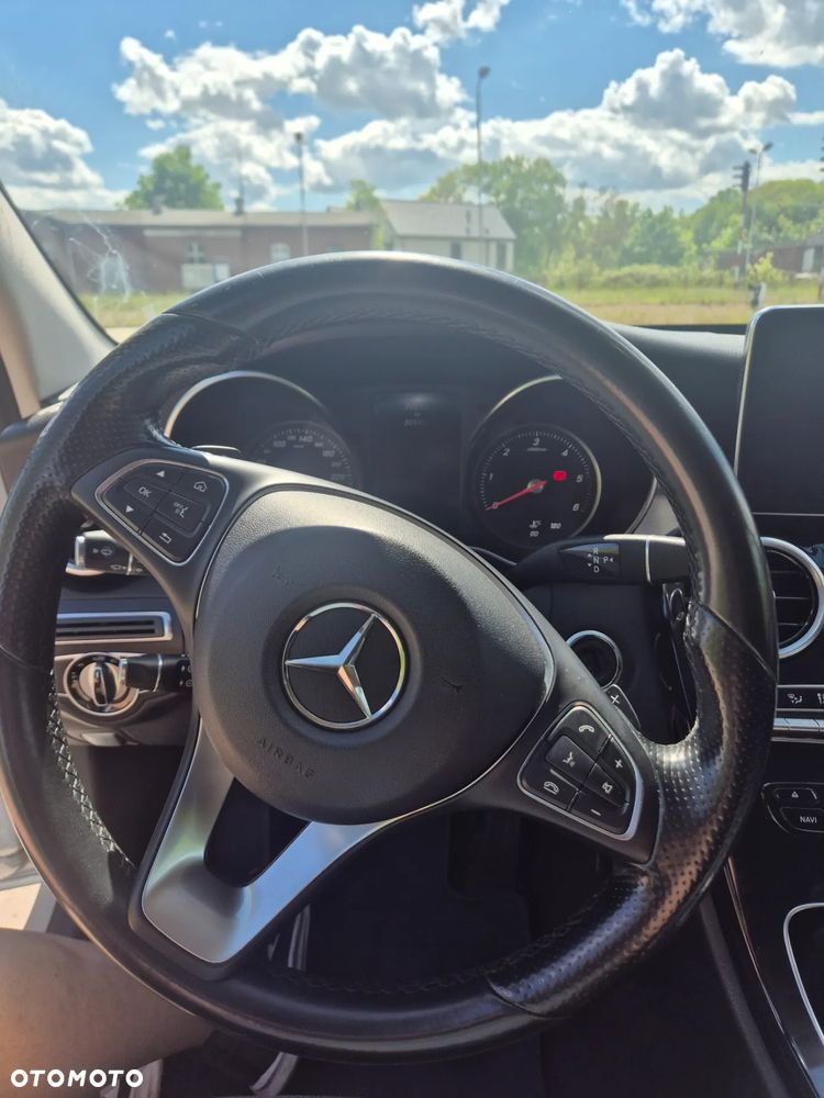 Mercedes-Benz Klasa C 220 d 4-Matic 7G-TRONIC - 12