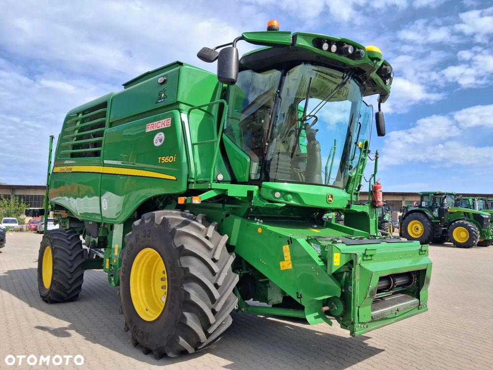 John Deere T560i - 1