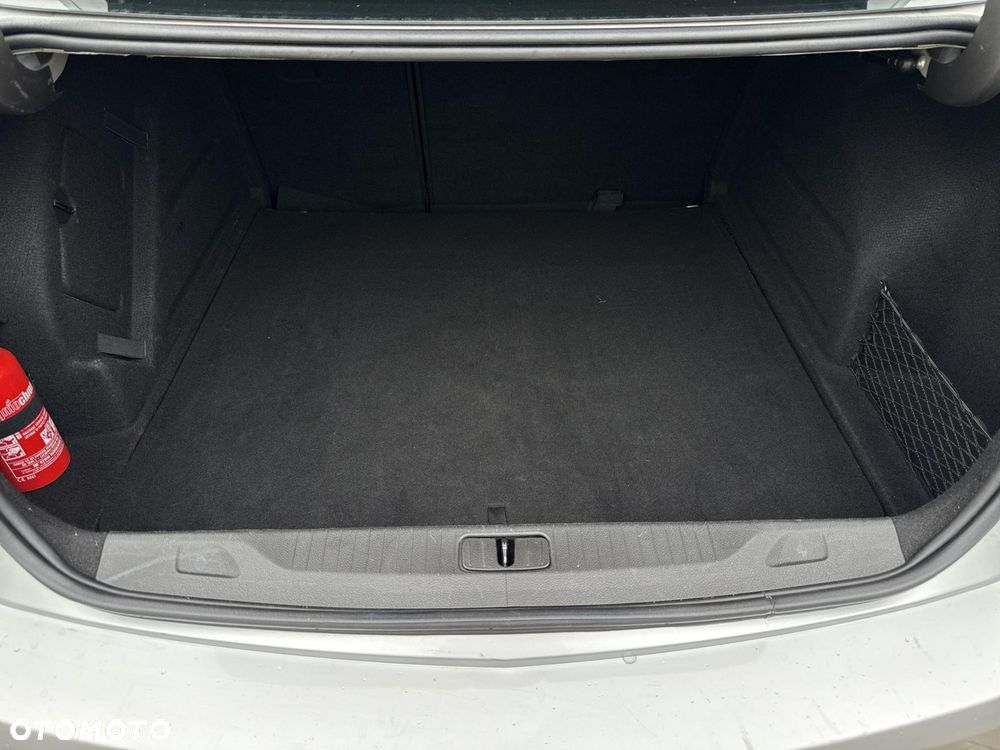 Opel Astra IV 1.4 T EU6 - 20