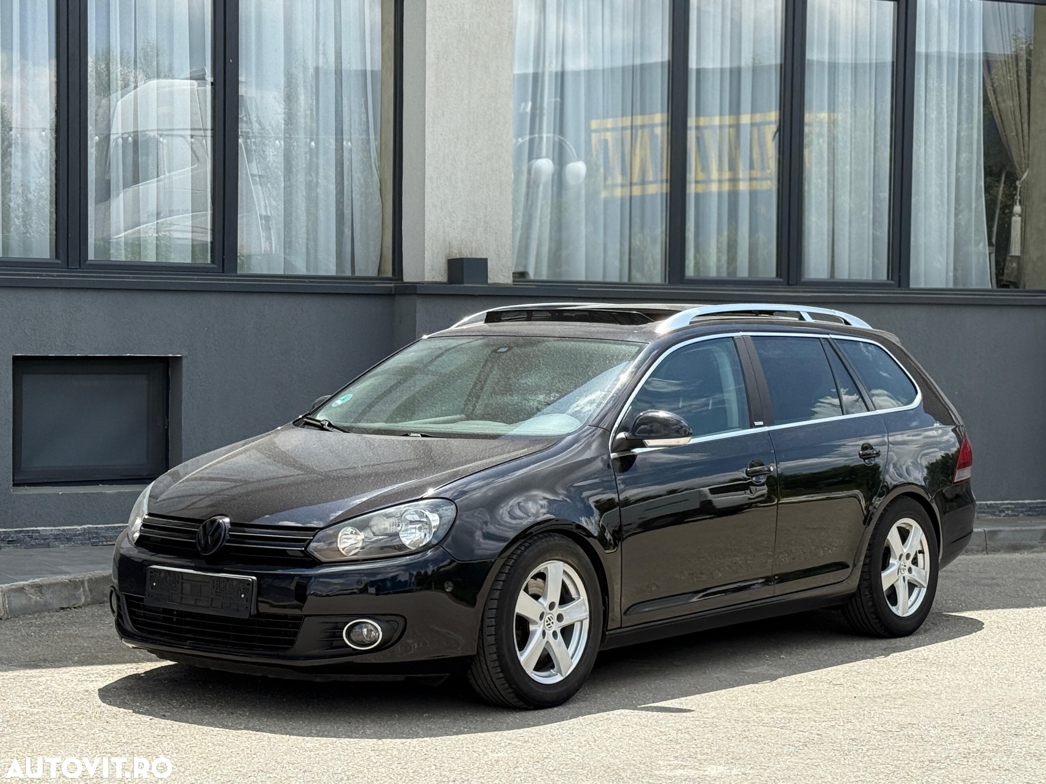 Volkswagen Golf 2.0 TDI DPF Style - 10