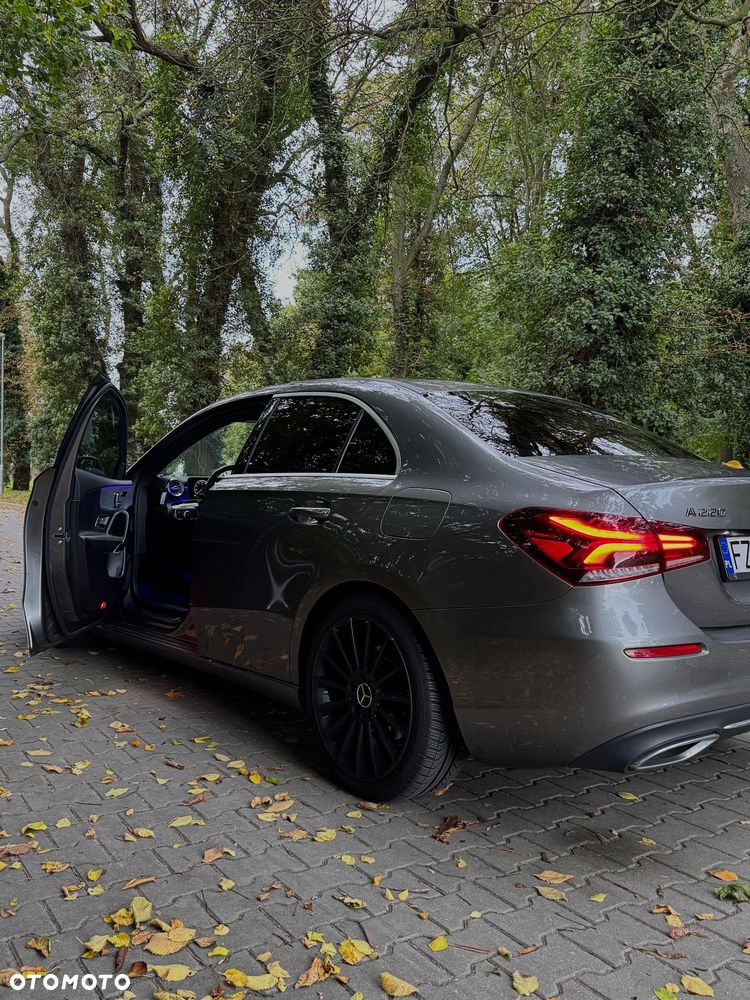 Mercedes-Benz Klasa A 220 4Matic 7G-DCT Progressive - 3