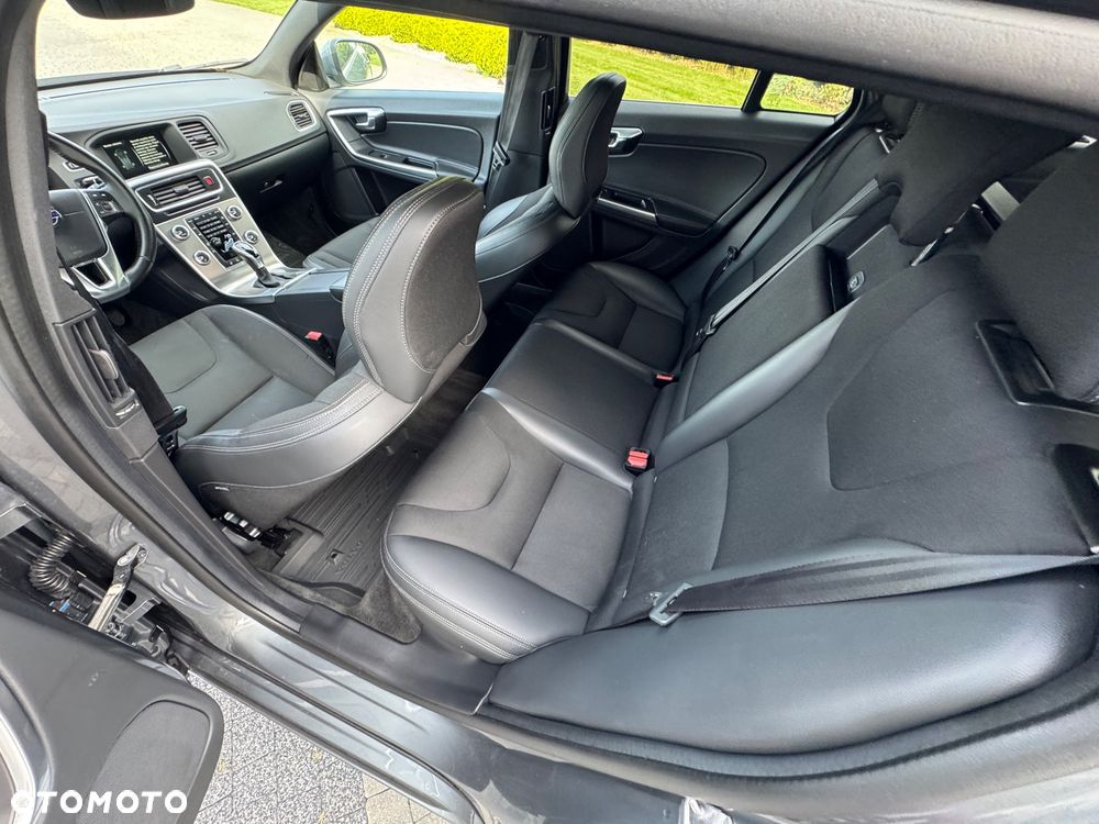 Volvo V60 D4 Drive-E Summum - 21