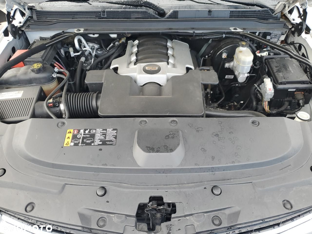 Cadillac Escalade - 11