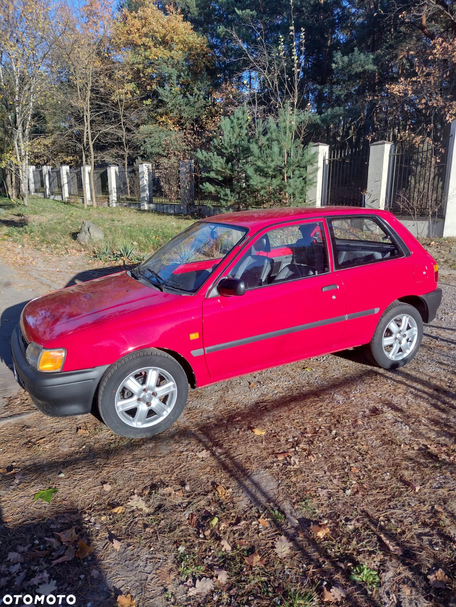 Toyota Starlet 1.3 XLi - 2