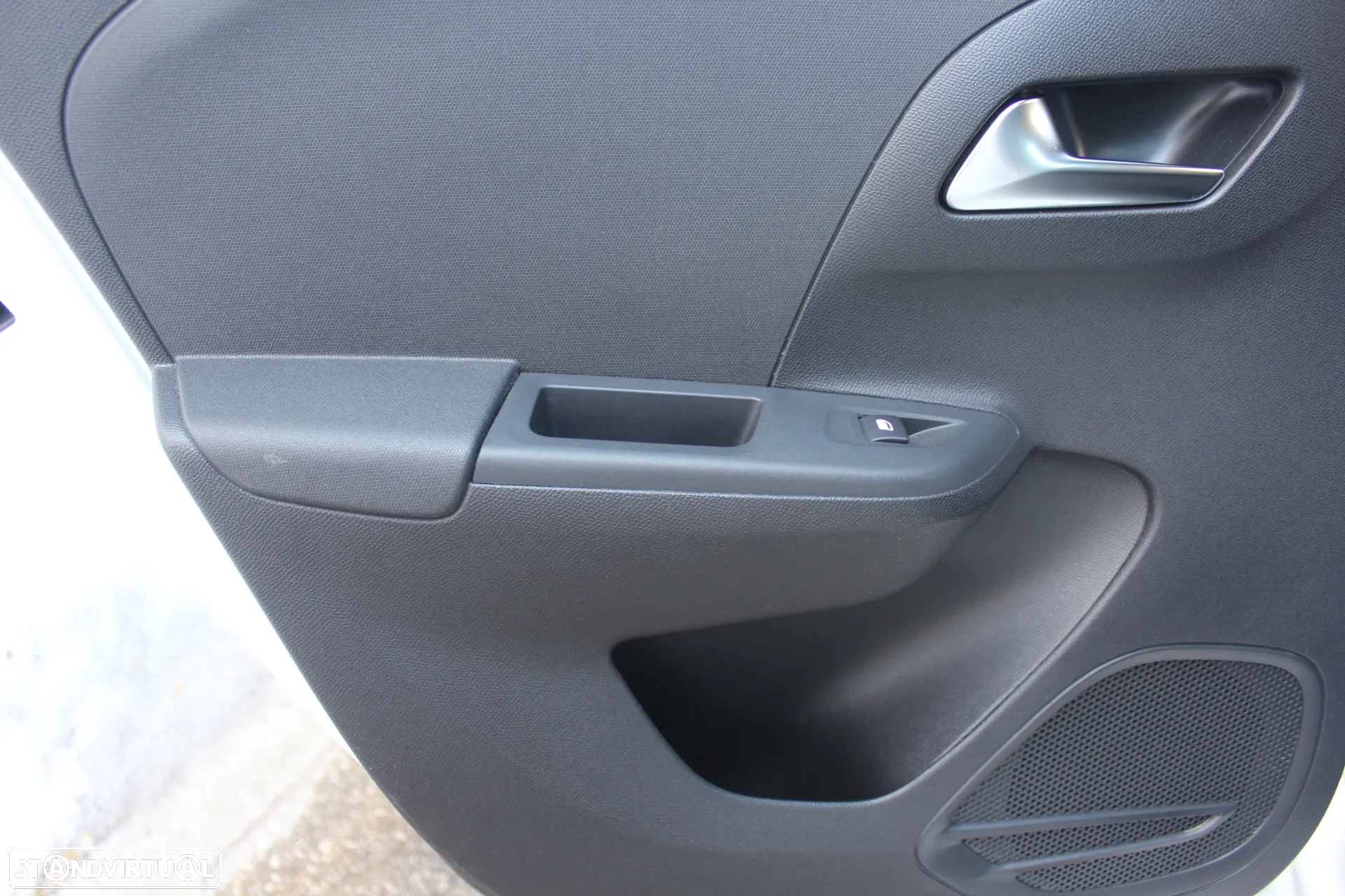 Opel Corsa 1.2 T GS - 29