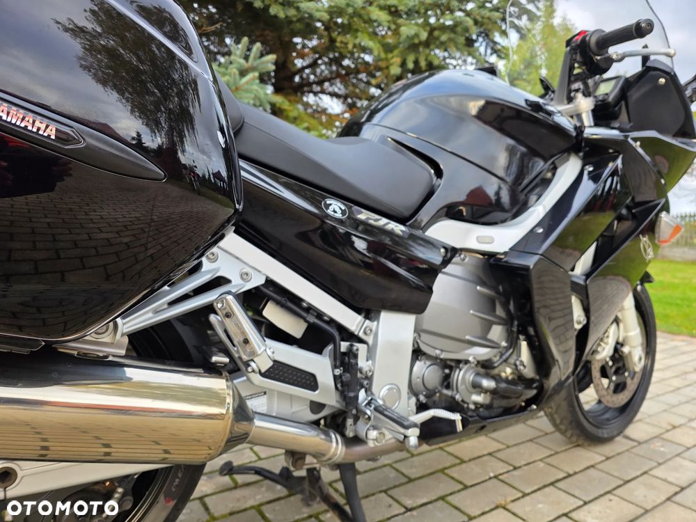 Yamaha FJR - 19
