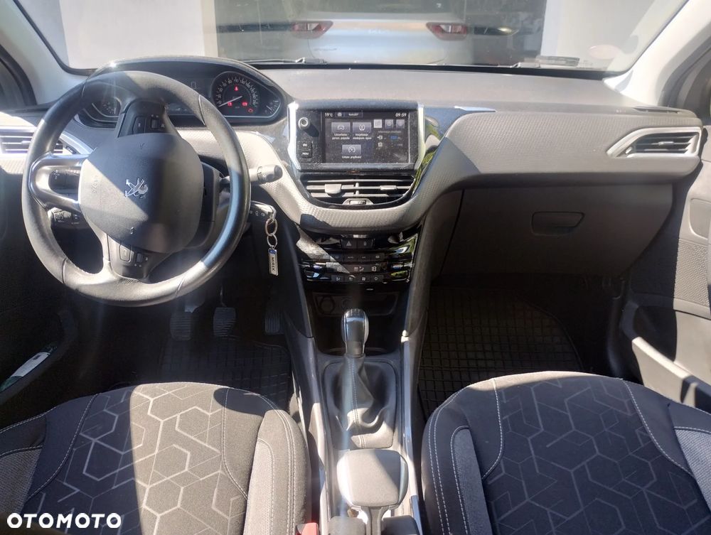 Peugeot 2008 PureTech 82 Style - 9