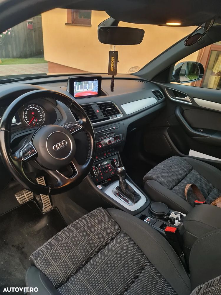 Audi Q3 1.4 TFSI Stronic Design - 8