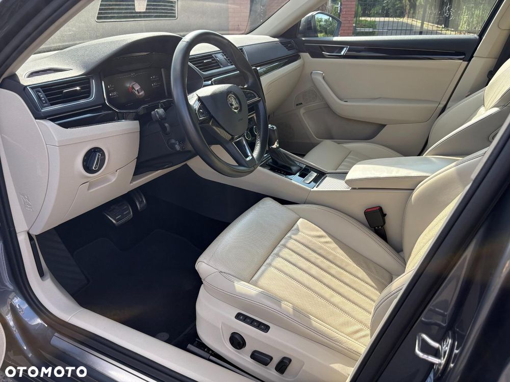 Skoda Superb 2.0 TDI L&K DSG - 22