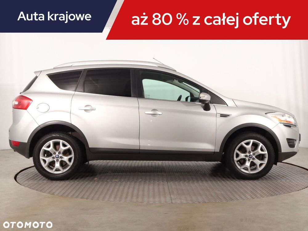 Ford Kuga - 8