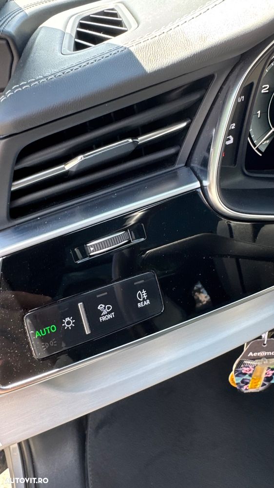 Audi Q7 3.0 55 TFSIe quattro Tiptronic S Line - 31