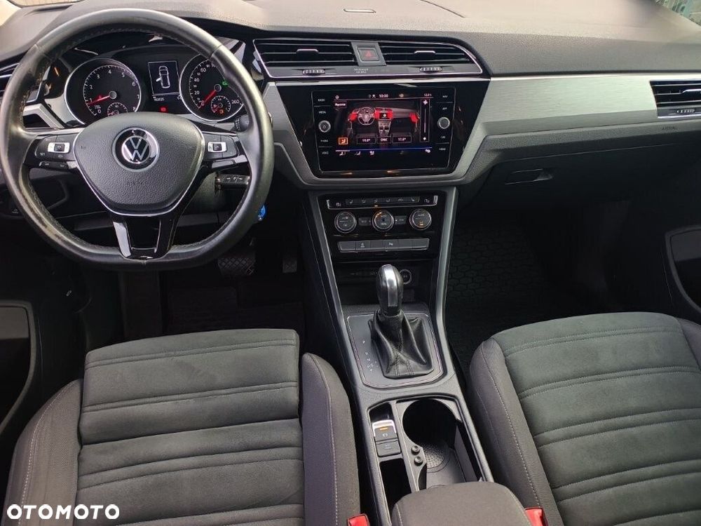 Volkswagen Touran 1.5 TSI EVO Comfortline DSG - 10