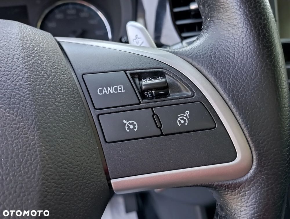 Mitsubishi Outlander 2.0 4WD Top - 29