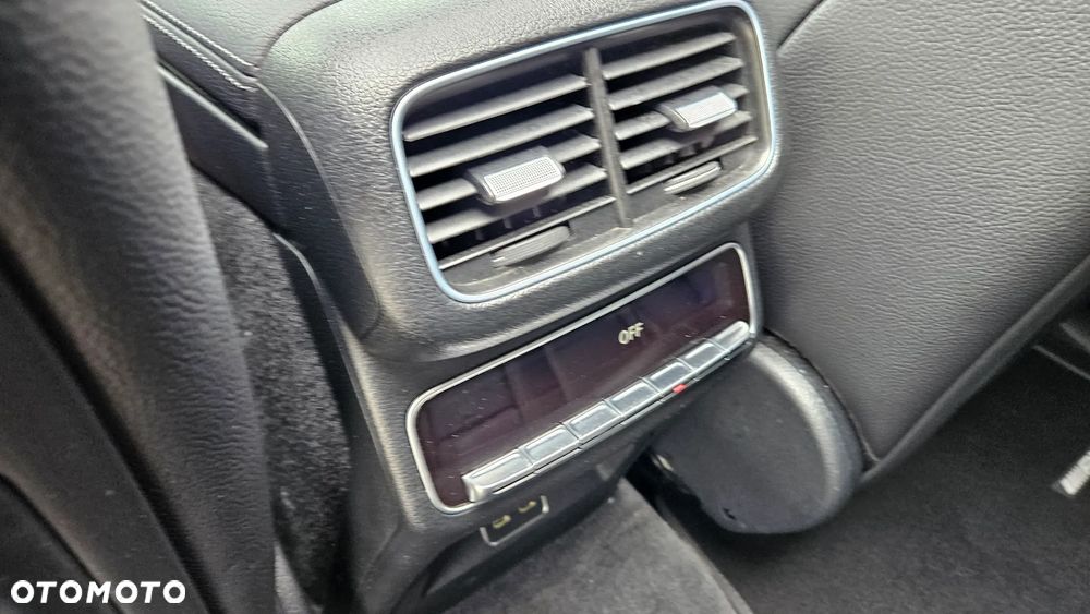 Mercedes-Benz GLE - 38
