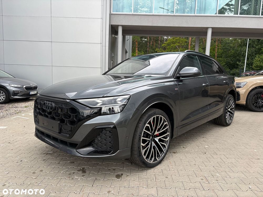 Audi Q8 - 2