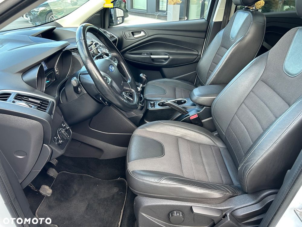 Ford Kuga 2.0 TDCi 4WD Titanium - 10