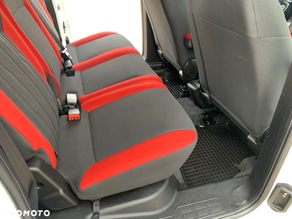 Fiat Doblo - 22