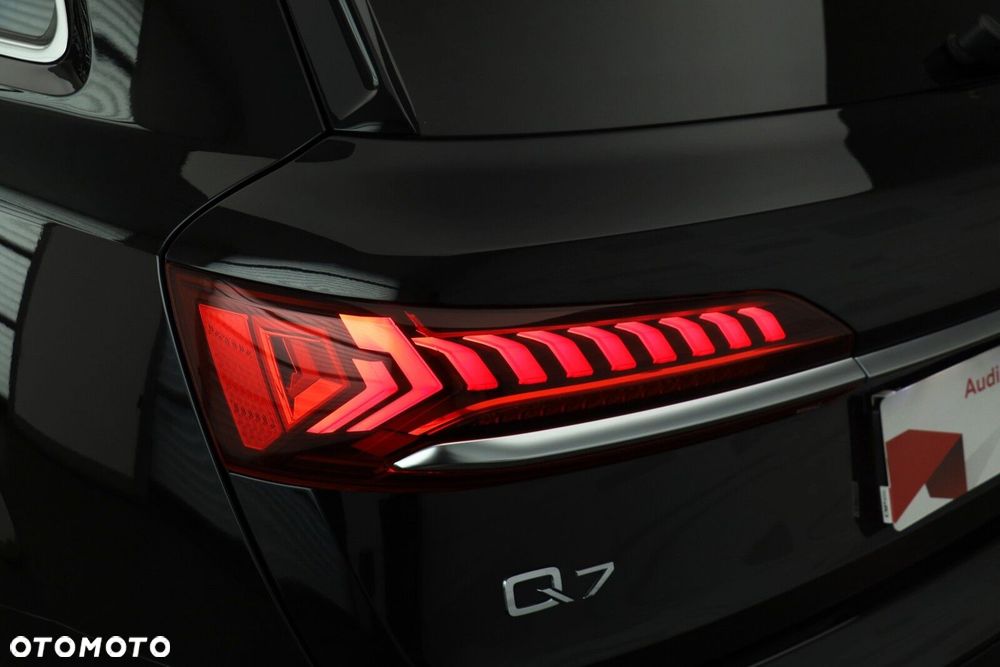 Audi Q7 - 4