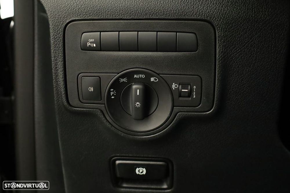 Mercedes-Benz Vito Tourer Longa Aut. SELECT - 16