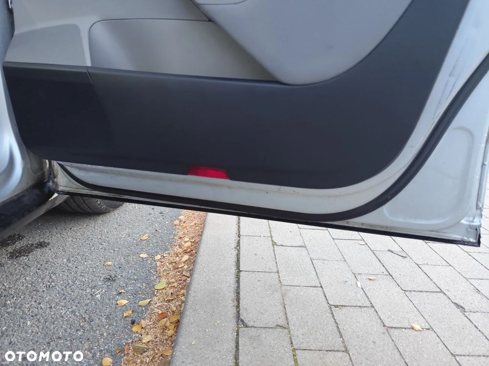 Volkswagen Passat - 18