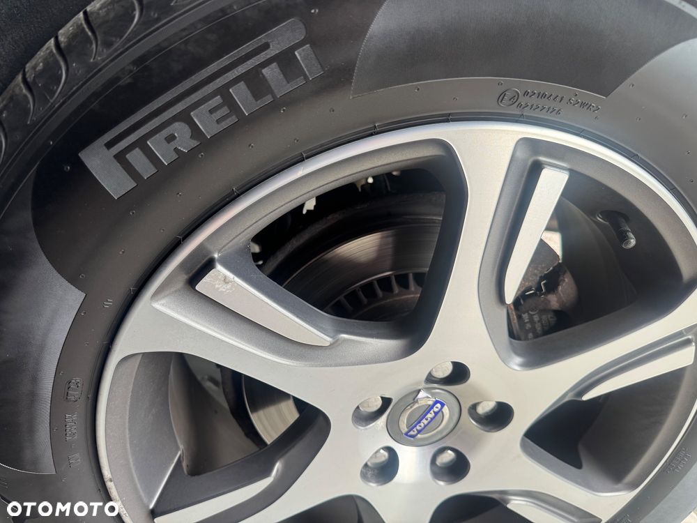 Volvo XC 60 D4 Geartronic Momentum - 22