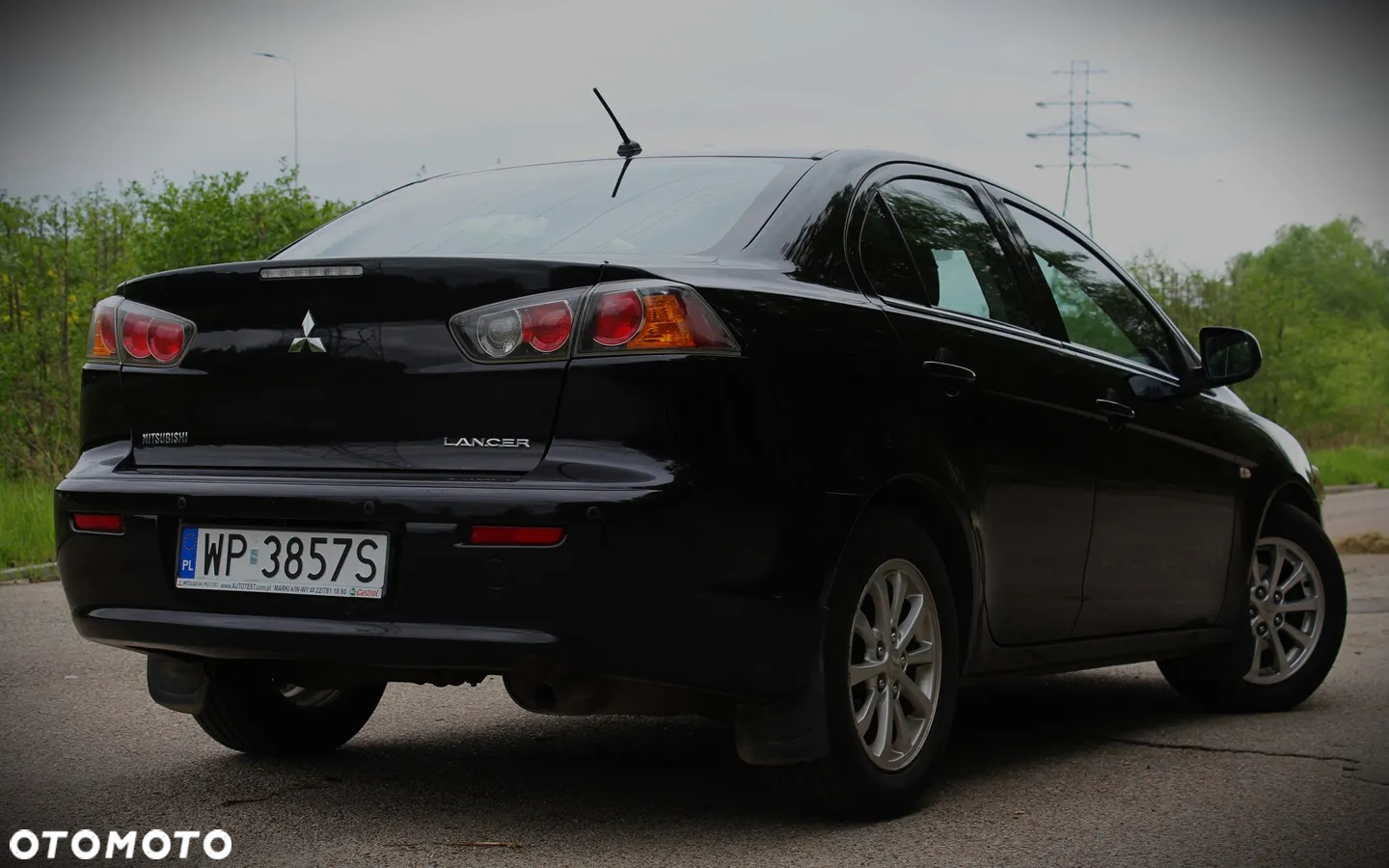 Mitsubishi Lancer 1.6 Intense - 11