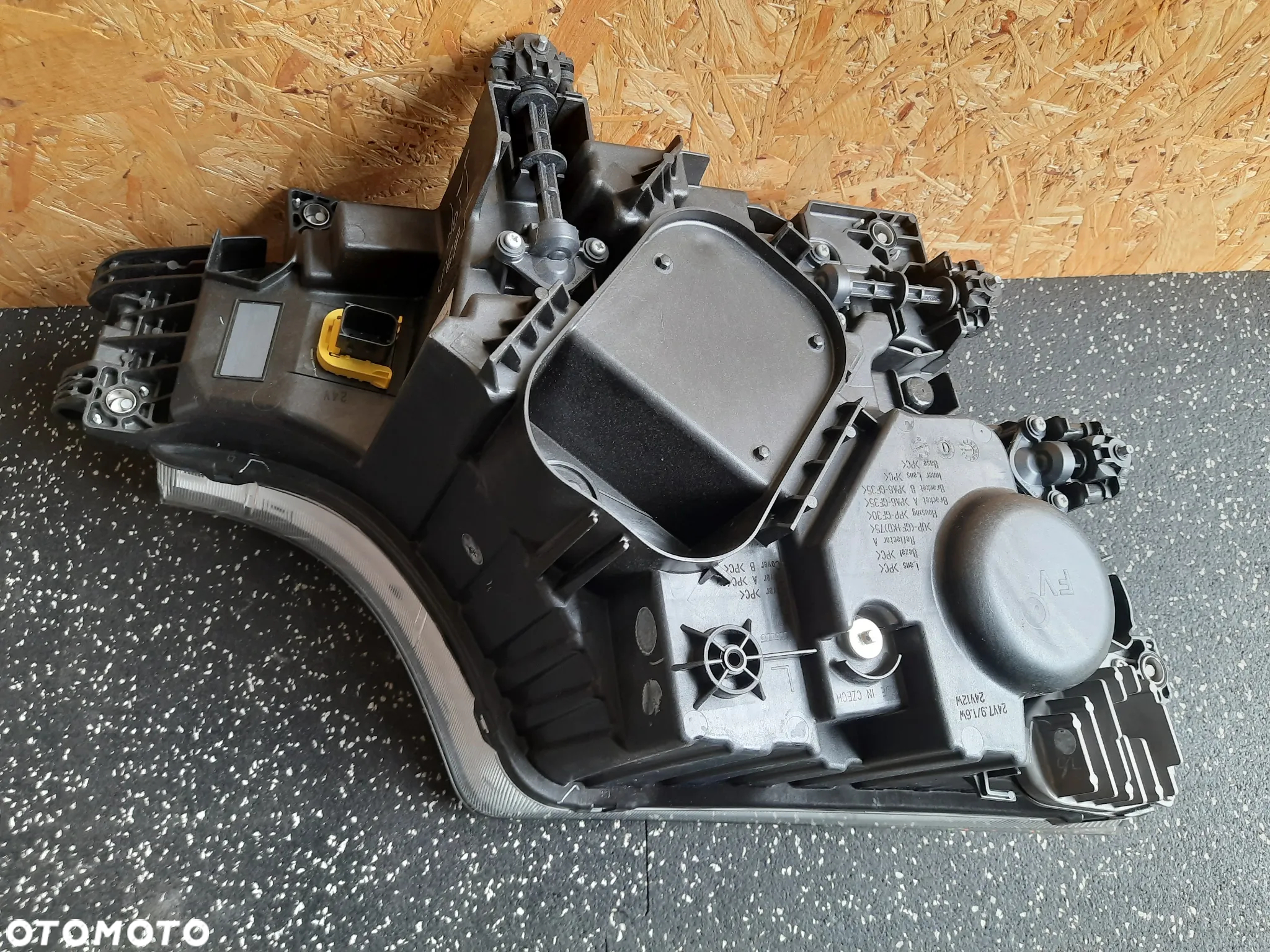 # MERCEDES ACTROS MP4 MP5 EURO 6 LAMPA REFLEKTOR LEWA PRZEDNIA FULL LED NOWA 9618200859 - 3