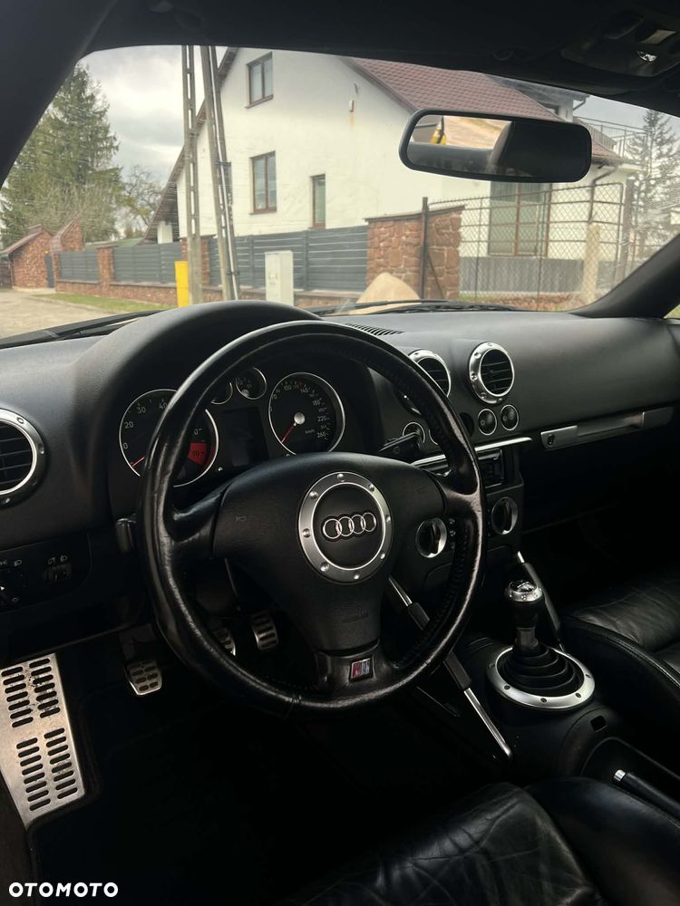 Audi TT Coupé 1.8T - 10