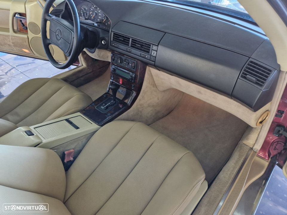 Mercedes-Benz SL 300 - 16