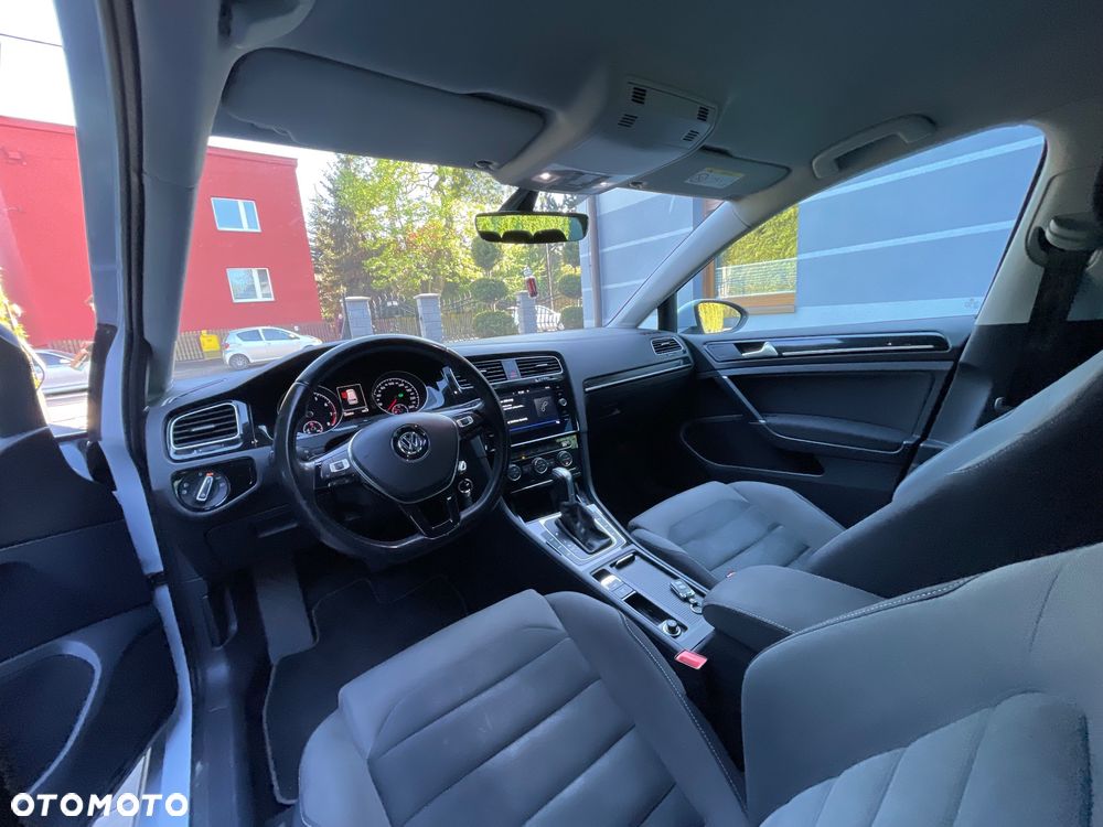 Volkswagen Golf 1.4 TSI BMT Highline DSG - 28