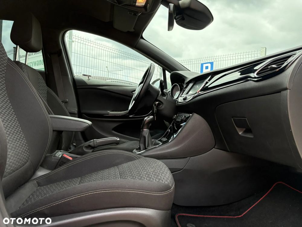 Opel Astra 1.4 T Dynamic - 27