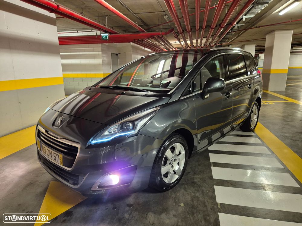 Peugeot 5008 1.6 E-HDi Allure 2-Tronic - 3