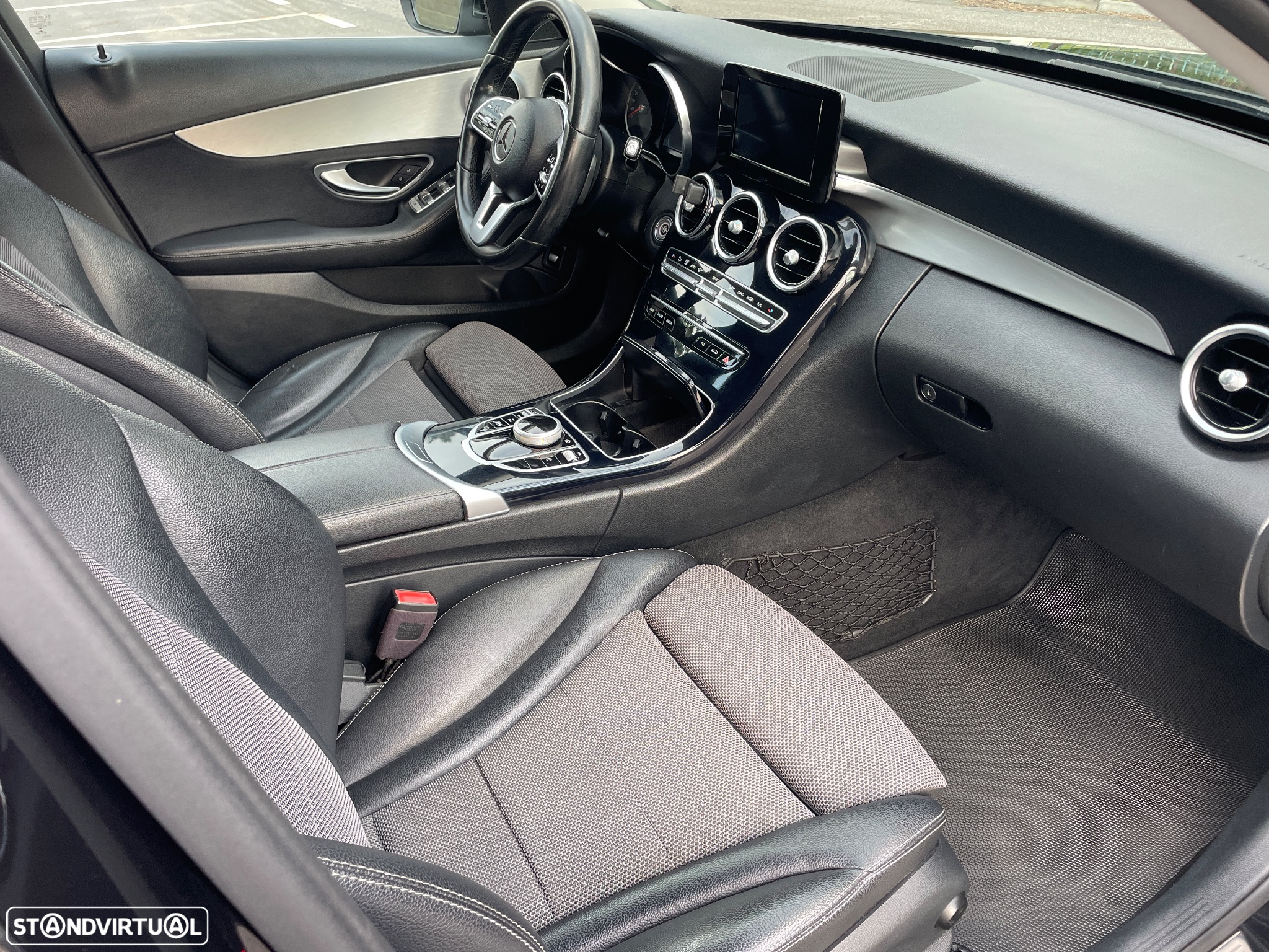 Mercedes-Benz C 200 - 9