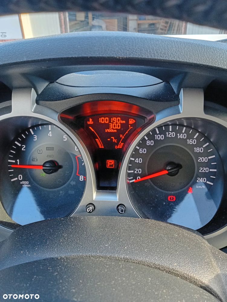 Nissan Juke 1.6 Xtronic Acenta - 8