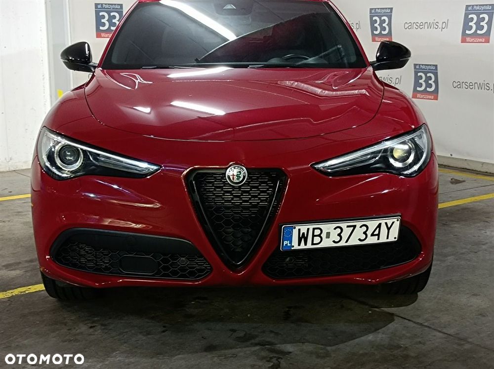 Alfa Romeo Stelvio - 10