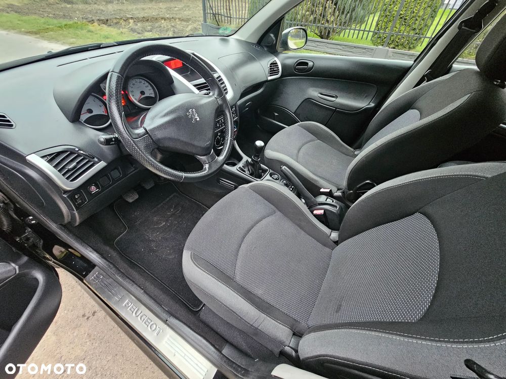 Peugeot 206 plus - 8